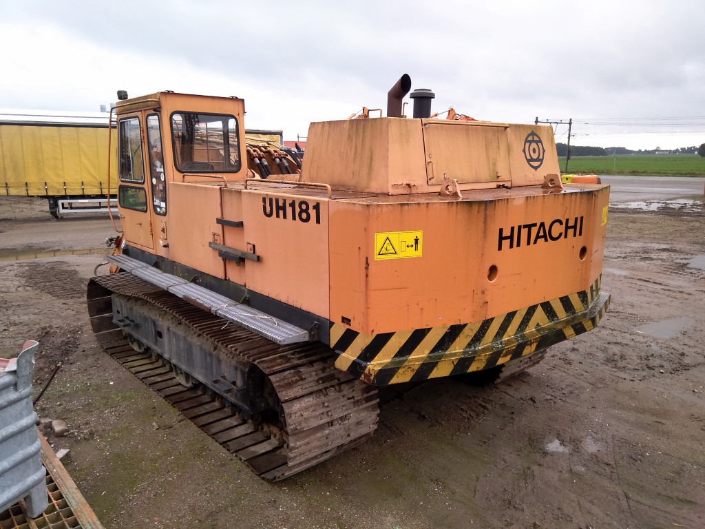Hitachi UH181 - Pelle sur chenille: photos 4 Hitachi UH181 - Pelle sur chenille: photos 4