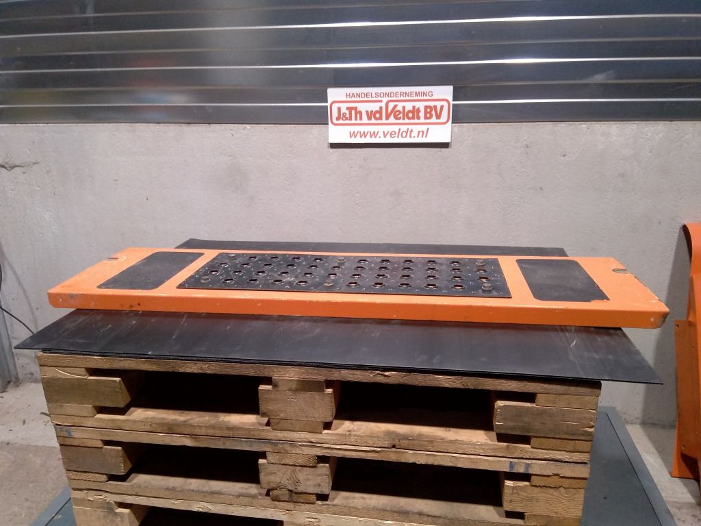 Hitachi ZX470LCH-5B - - Portière et pièces pour Engins de chantier: photos 1 Hitachi ZX470LCH-5B - - Portière et pièces pour Engins de chantier: photos 1