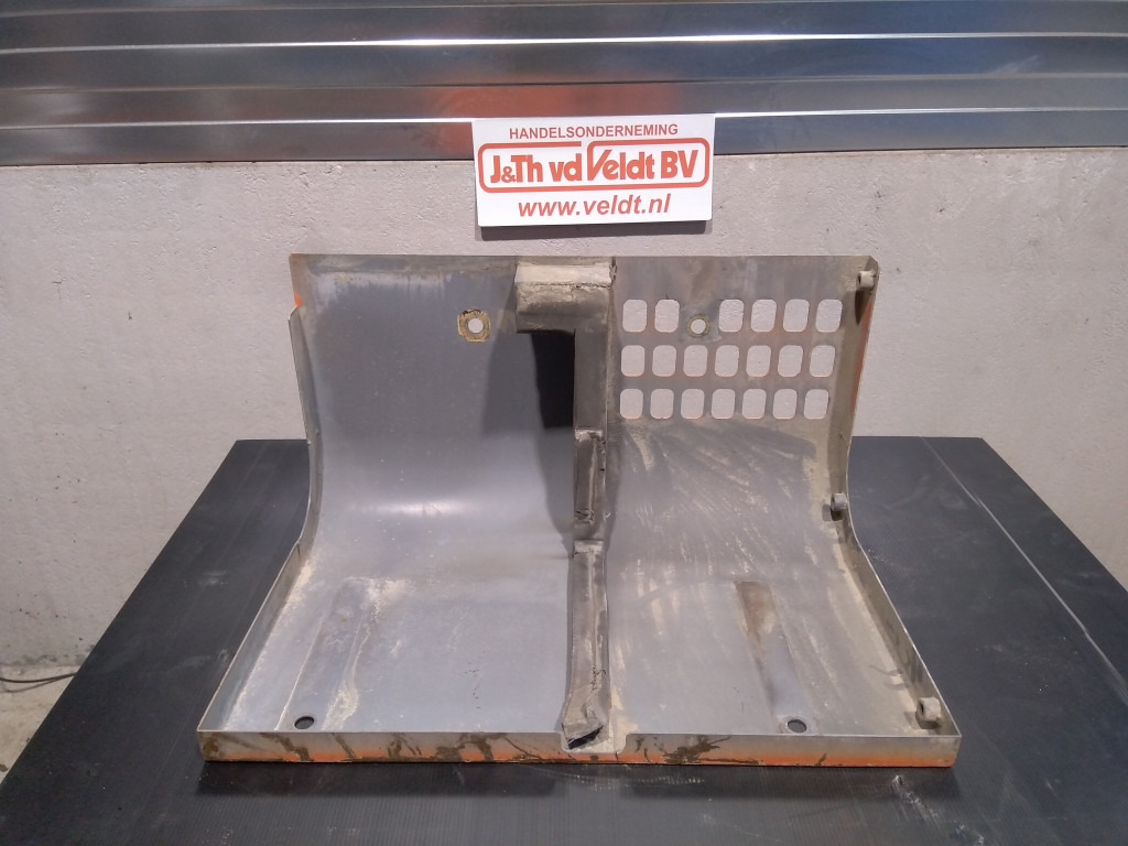 Hitachi ZX670LCH-3 - - Portière et pièces pour Engins de chantier: photos 3 Hitachi ZX670LCH-3 - - Portière et pièces pour Engins de chantier: photos 3