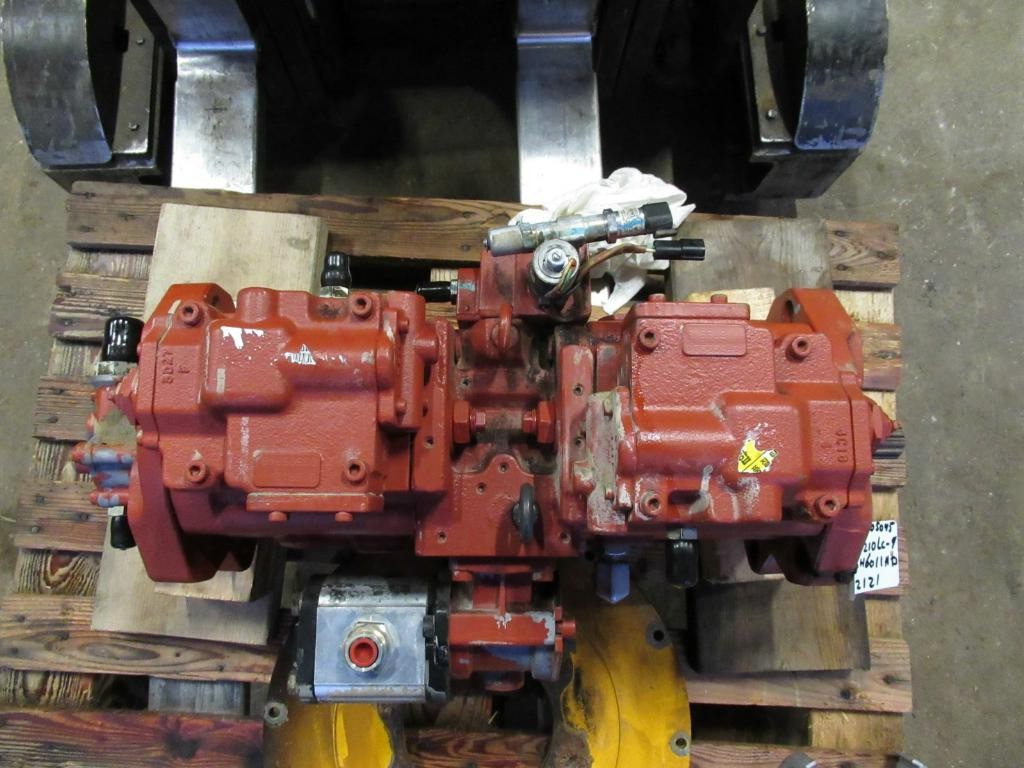 Hyundai 31Q6-19010 - Pompe hydraulique pour Engins de chantier: photos 2 Hyundai 31Q6-19010 - Pompe hydraulique pour Engins de chantier: photos 2