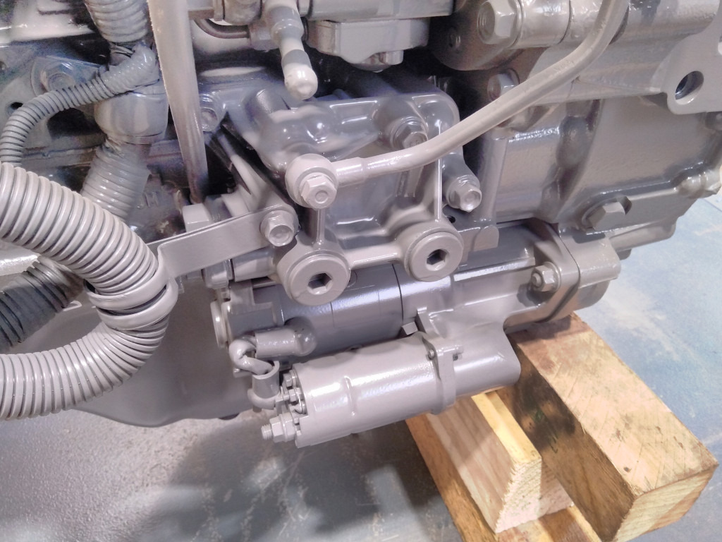 Moteur pour Engins de chantier Isuzu 4HK1XYSA -: photos 8