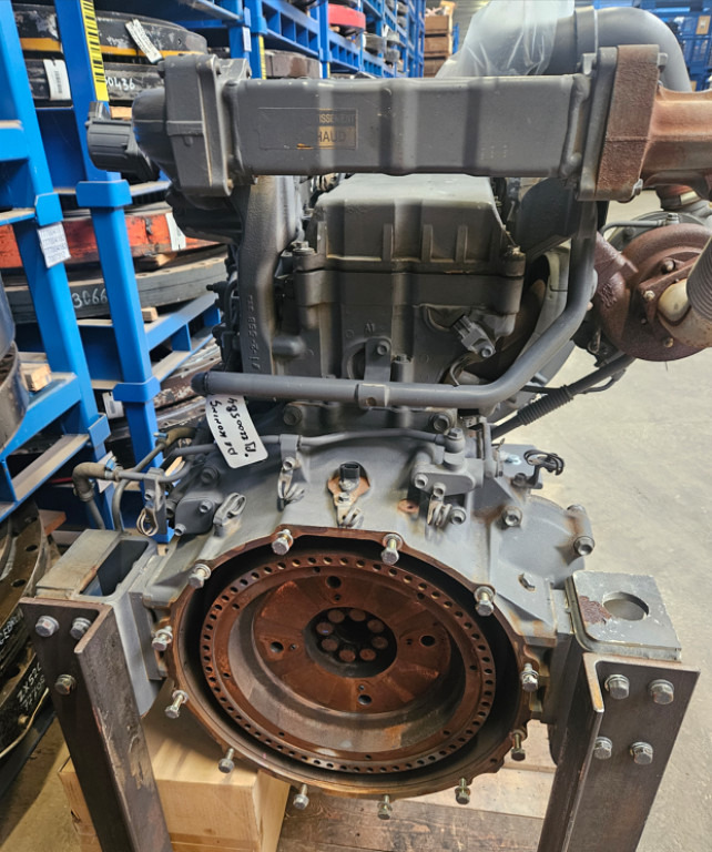 Isuzu 6HK1XZJA-01 - Moteur pour Camion: photos 1 Isuzu 6HK1XZJA-01 - Moteur pour Camion: photos 1