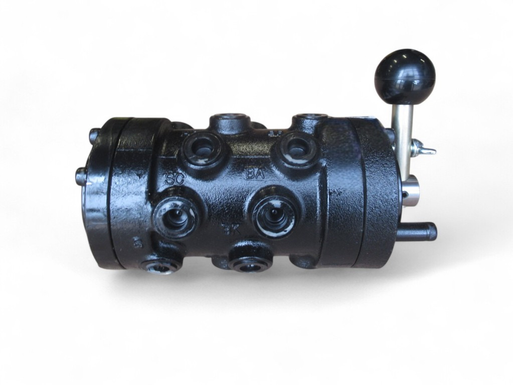 Kobelco 2436U1244R100 - Valve hydraulique pour Engins de chantier: photos 3 Kobelco 2436U1244R100 - Valve hydraulique pour Engins de chantier: photos 3