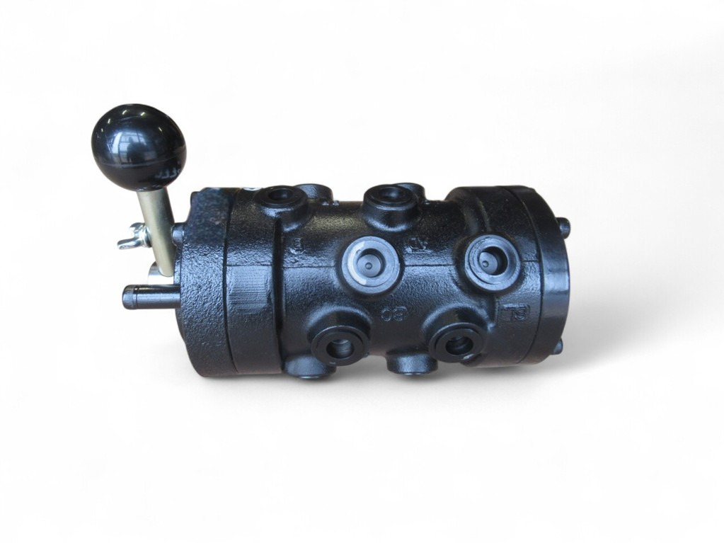 Kobelco 2436U1244R100 - Valve hydraulique pour Engins de chantier: photos 2 Kobelco 2436U1244R100 - Valve hydraulique pour Engins de chantier: photos 2