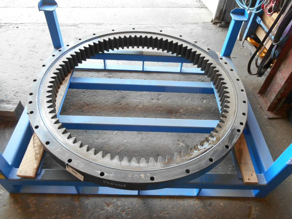 Kobelco LQ40FU0001F1 - Couronne d'orientation pour Engins de chantier: photos 2 Kobelco LQ40FU0001F1 - Couronne d'orientation pour Engins de chantier: photos 2