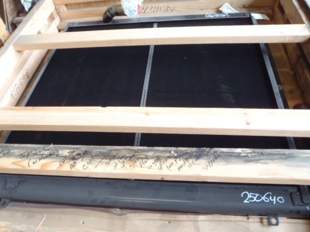 Kobelco LS05PU0001S020 - Radiateur d'huile pour Engins de chantier: photos 2 Kobelco LS05PU0001S020 - Radiateur d'huile pour Engins de chantier: photos 2