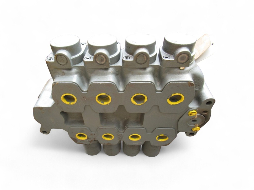 New Holland 1771467 - 1793858 - Valve hydraulique pour Engins de chantier: photos 2 New Holland 1771467 - 1793858 - Valve hydraulique pour Engins de chantier: photos 2