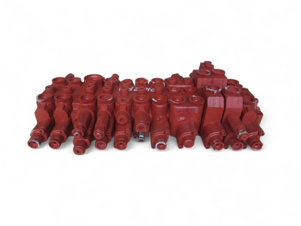New Holland PH30V00042F3 - Valve hydraulique pour Engins de chantier: photos 3 New Holland PH30V00042F3 - Valve hydraulique pour Engins de chantier: photos 3