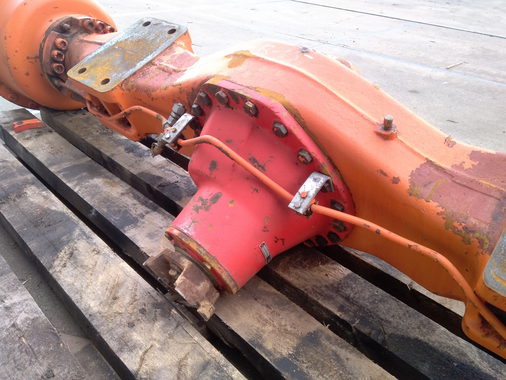 O&K 4517615 - Essieu avant pour Engins de chantier: photos 3 O&K 4517615 - Essieu avant pour Engins de chantier: photos 3