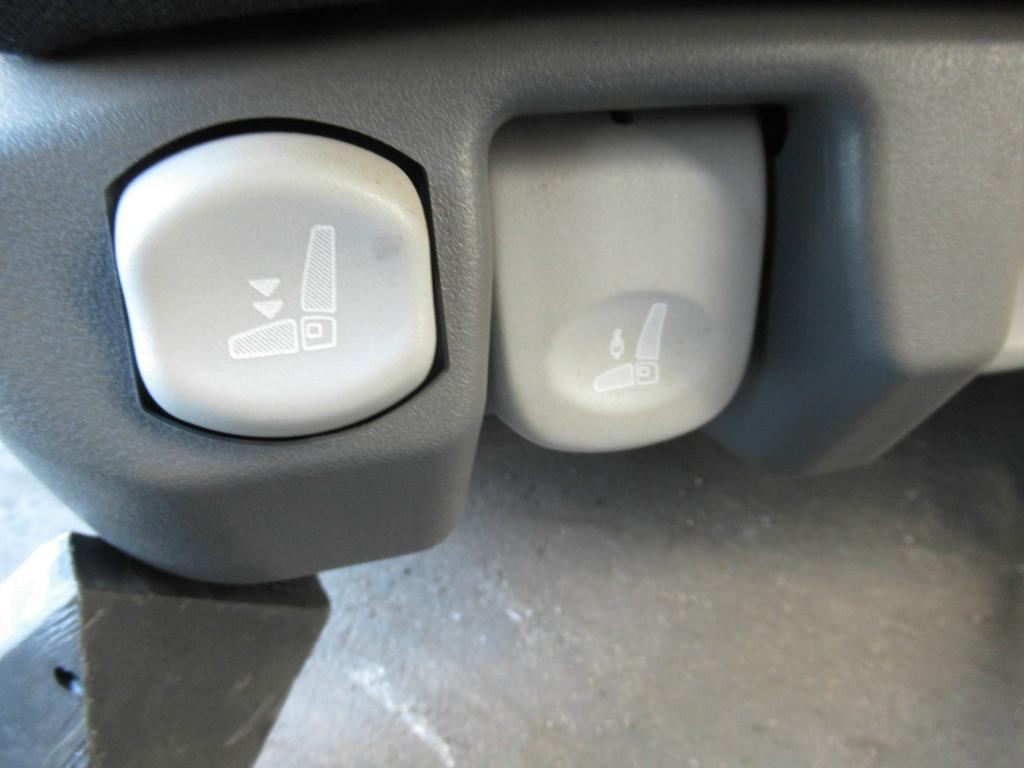 O&K  - Siège pour Engins de chantier: photos 4 O&K  - Siège pour Engins de chantier: photos 4