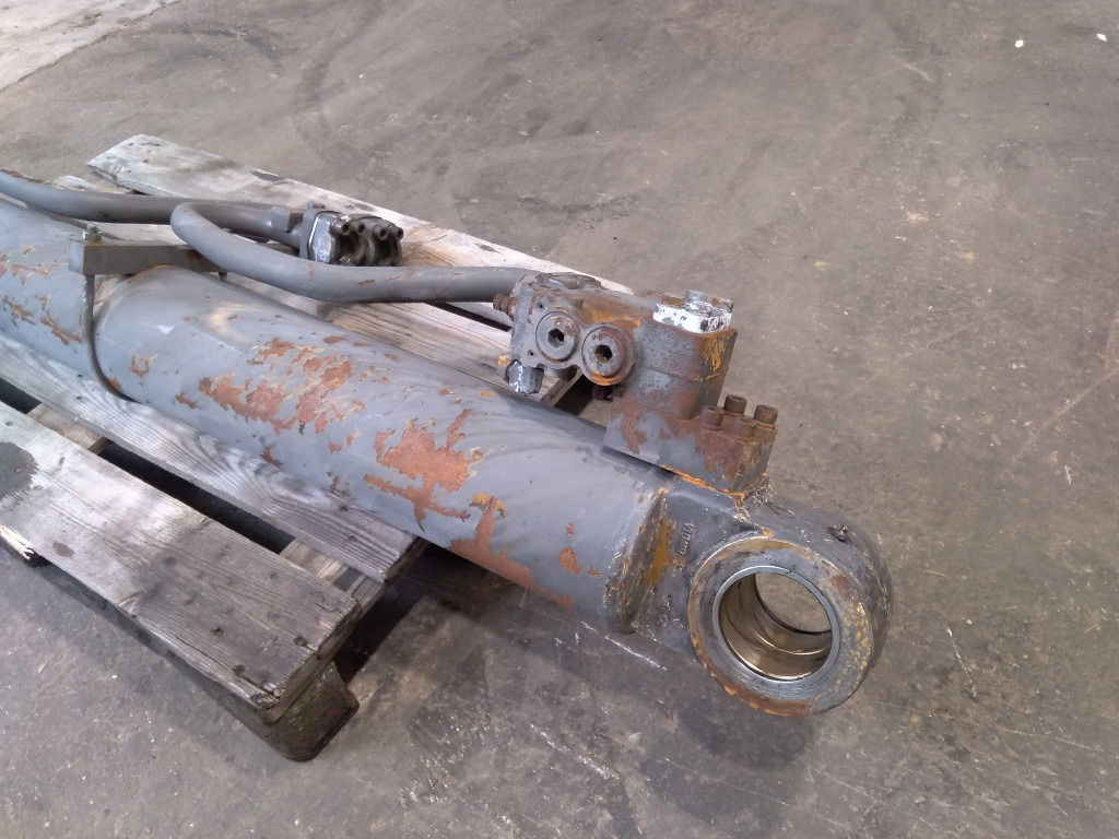 Volvo EC360 - SA114604980 - Vérin hydraulique pour Engins de chantier: photos 4 Volvo EC360 - SA114604980 - Vérin hydraulique pour Engins de chantier: photos 4