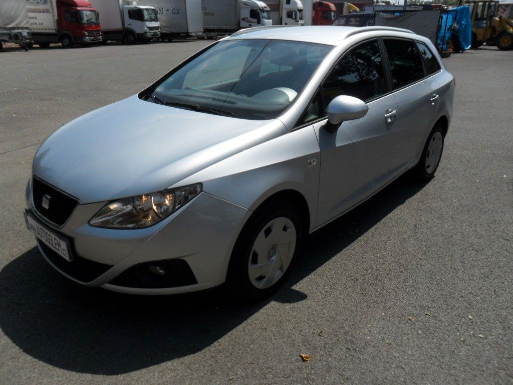 Seat Ibiza ST Style - Voiture: photos 1 Seat Ibiza ST Style - Voiture: photos 1