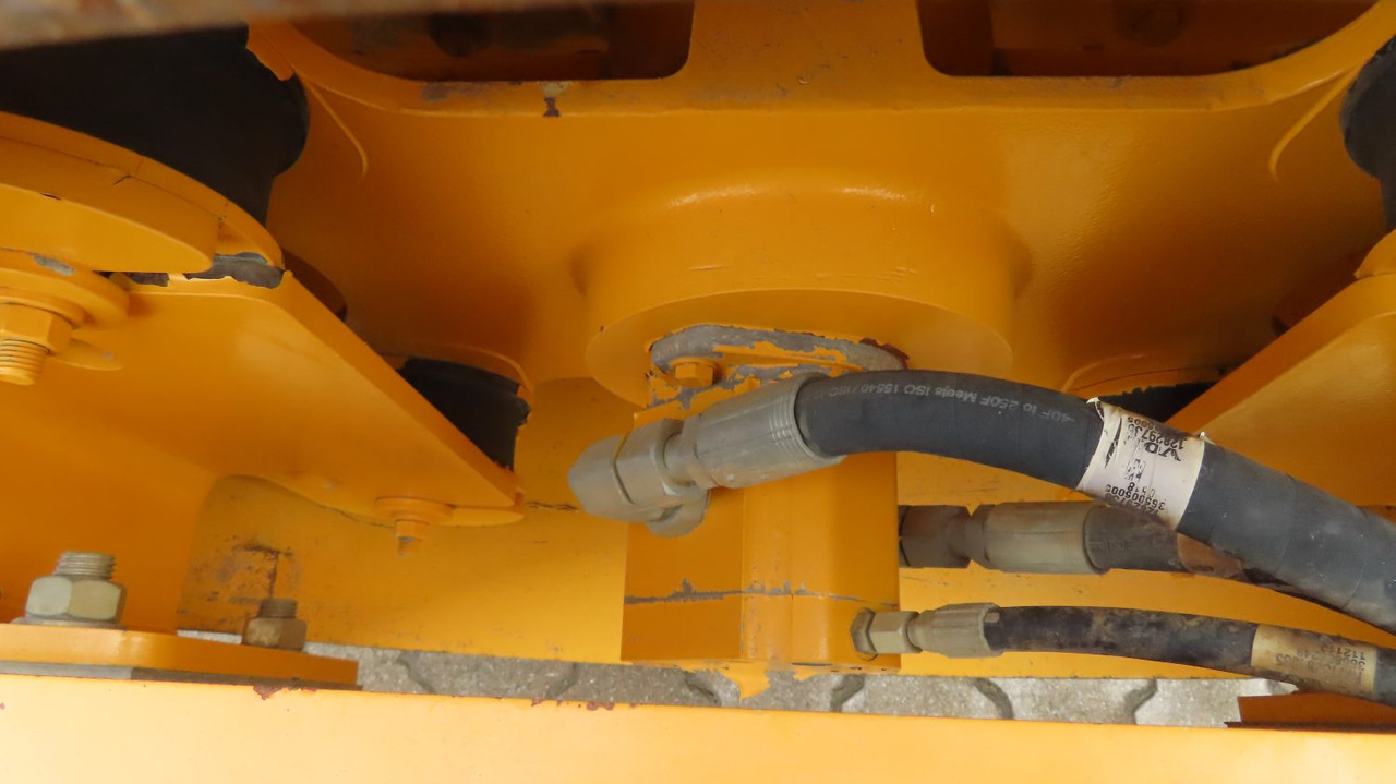 Compacteur à pieds de mouton/ Monocylindre Volvo SD 45 B: photos 14