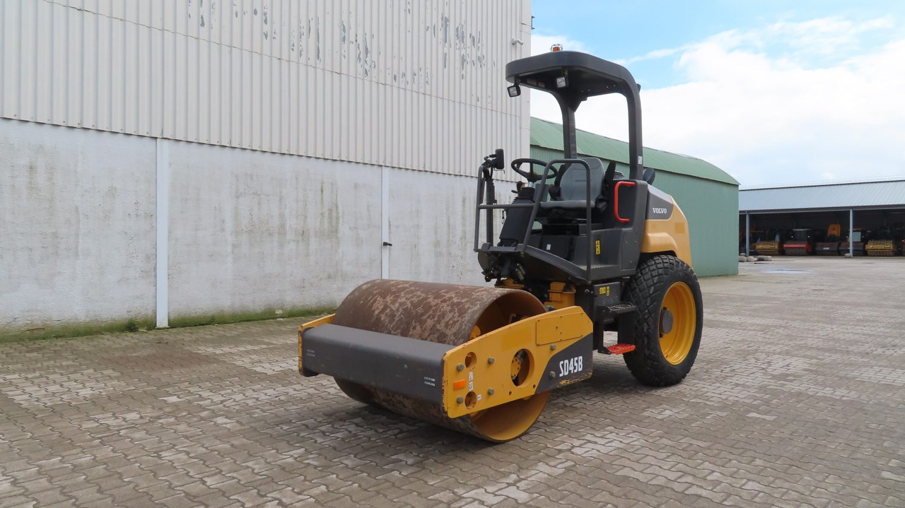 Compacteur à pieds de mouton/ Monocylindre Volvo SD 45 B: photos 6