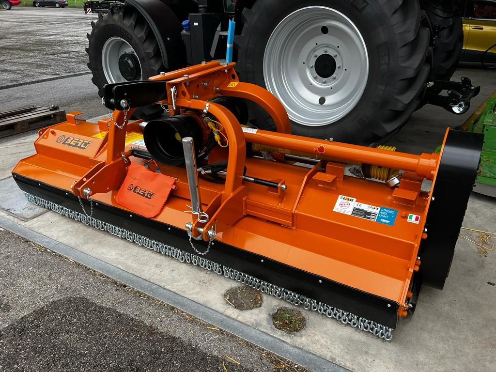 Berti DUAL 280 - Broyeur/ Épareuse: photos 3 Berti DUAL 280 - Broyeur/ Épareuse: photos 3