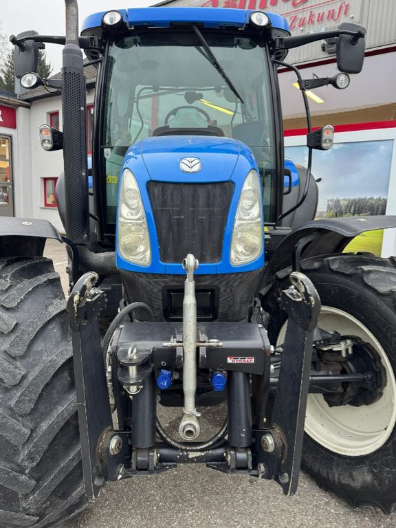 New Holland T6040 Elite - Tracteur agricole: photos 2 New Holland T6040 Elite - Tracteur agricole: photos 2