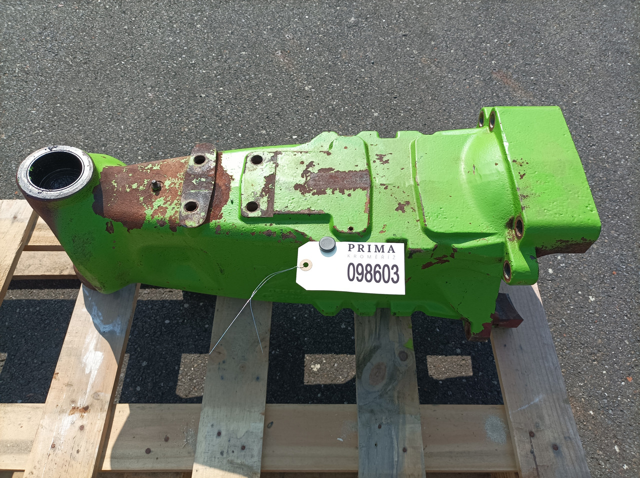 MERLO CASING 098604 + 098603 TF 35.7 - Frame/ Châssis pour Camion: photos 1 MERLO CASING 098604 + 098603 TF 35.7 - Frame/ Châssis pour Camion: photos 1