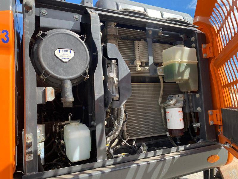 Doosan DX160W - Pelle sur pneus: photos 4 Doosan DX160W - Pelle sur pneus: photos 4