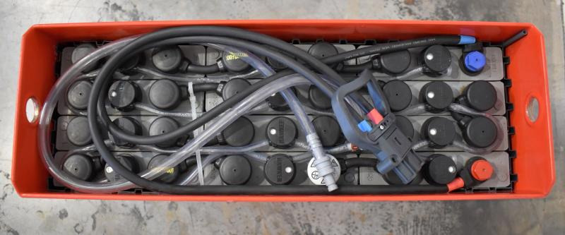 GRUMA 24 Volt 2 PzS 230 Ah - Accumulateur: photos 3 GRUMA 24 Volt 2 PzS 230 Ah - Accumulateur: photos 3