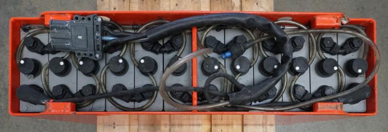 GRUMA 24 Volt 3 PzS 375 Ah - Accumulateur: photos 3 GRUMA 24 Volt 3 PzS 375 Ah - Accumulateur: photos 3