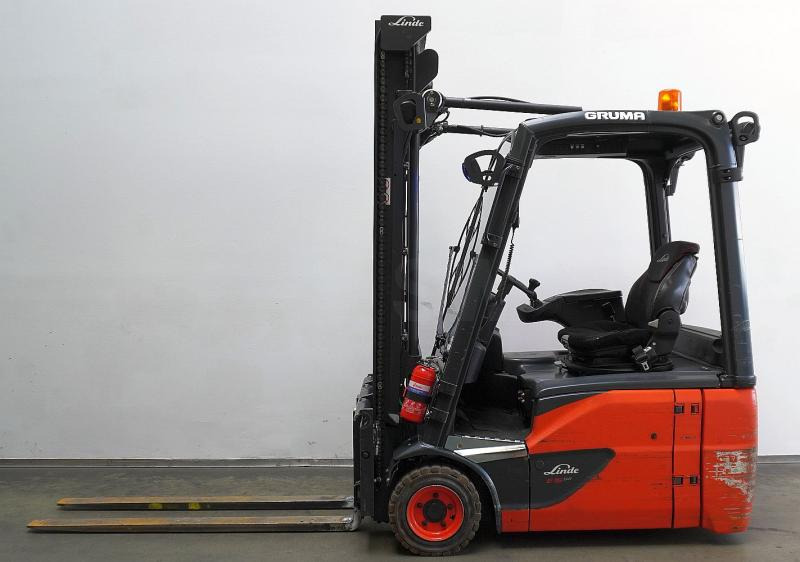 Linde E 16 EVO 386-02 - Chariot élévateur électrique: photos 4 Linde E 16 EVO 386-02 - Chariot élévateur électrique: photos 4