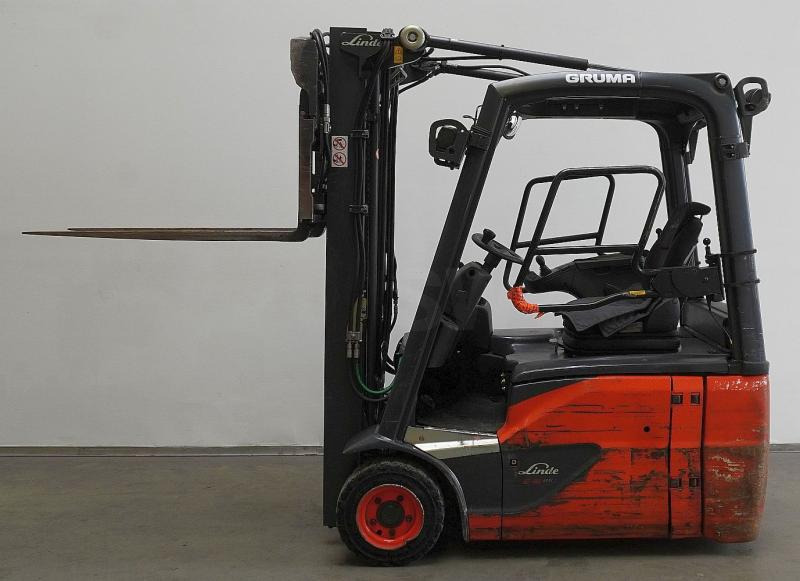 Linde E 16 EVO 386-02 - Chariot élévateur électrique: photos 4 Linde E 16 EVO 386-02 - Chariot élévateur électrique: photos 4