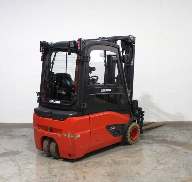 Linde E 18 L EVO 386-02 - Chariot élévateur électrique: photos 3 Linde E 18 L EVO 386-02 - Chariot élévateur électrique: photos 3