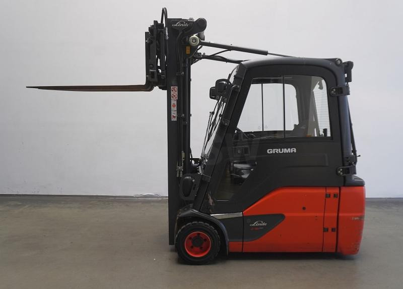 Linde E 18 L EVO 386-02 - Chariot élévateur électrique: photos 4 Linde E 18 L EVO 386-02 - Chariot élévateur électrique: photos 4