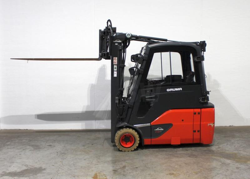 Linde E 18 L EVO 386-02 - Chariot élévateur électrique: photos 5 Linde E 18 L EVO 386-02 - Chariot élévateur électrique: photos 5
