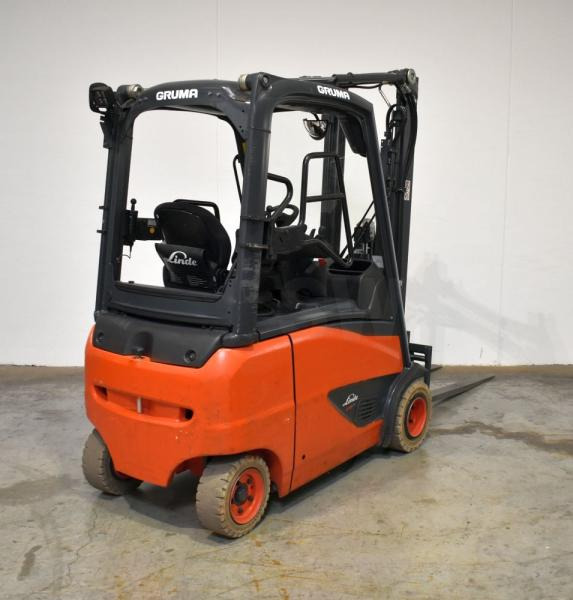 Linde E 18 PH EVO 386-02 - Chariot élévateur électrique: photos 2 Linde E 18 PH EVO 386-02 - Chariot élévateur électrique: photos 2
