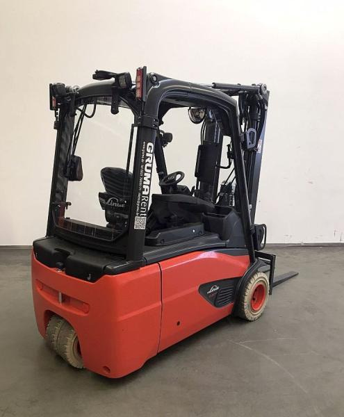Linde E 20 L EVO 386-02 - Chariot élévateur électrique: photos 2 Linde E 20 L EVO 386-02 - Chariot élévateur électrique: photos 2