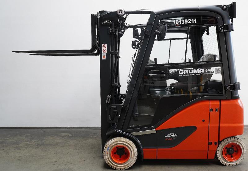 Linde E 20 PH EVO 386-02 - Chariot élévateur électrique: photos 4 Linde E 20 PH EVO 386-02 - Chariot élévateur électrique: photos 4