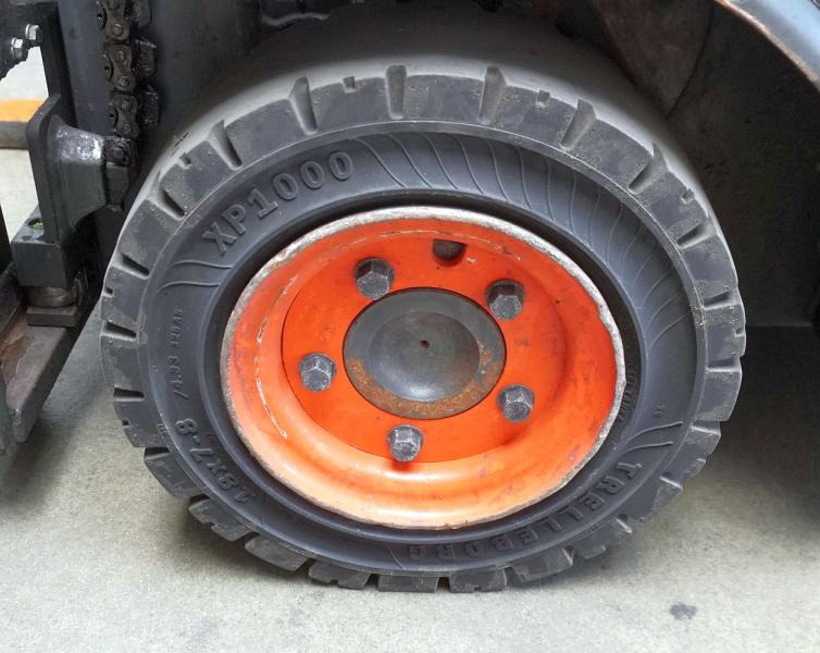 Chariot élévateur à gaz Linde H 16 T EVO 391-00: photos 6