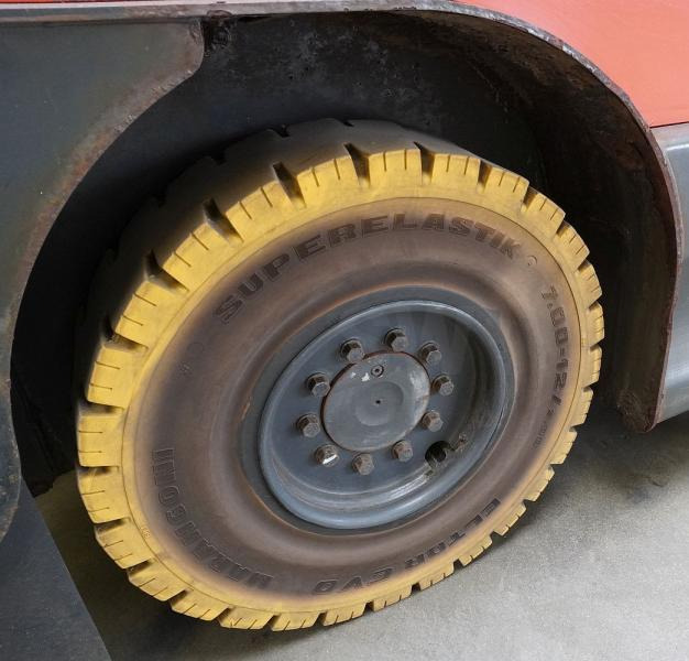 Chariot tracteur Linde P 250 127-05: photos 6