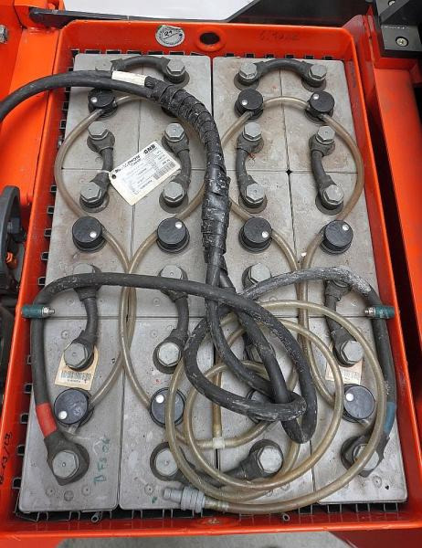 Linde P 50 C 1190 - Chariot tracteur: photos 5 Linde P 50 C 1190 - Chariot tracteur: photos 5