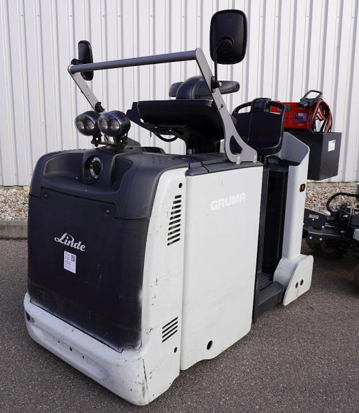 Linde P 50 C 1190 - Chariot tracteur: photos 1 Linde P 50 C 1190 - Chariot tracteur: photos 1