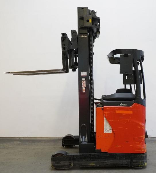 Linde R 14 HD 1120 - Chariot à mât rétractable: photos 4 Linde R 14 HD 1120 - Chariot à mât rétractable: photos 4
