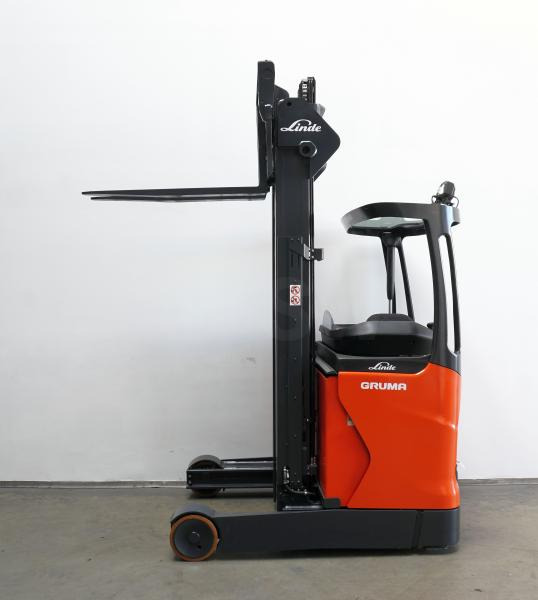 Linde R 16 1120 - Chariot à mât rétractable: photos 3 Linde R 16 1120 - Chariot à mât rétractable: photos 3