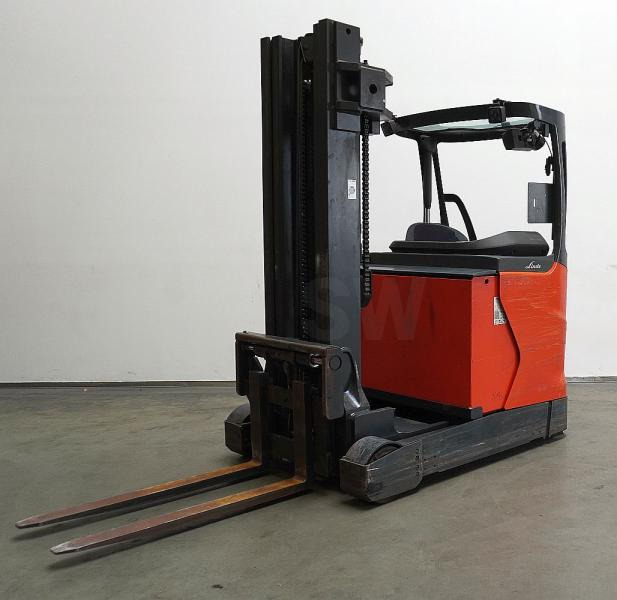 Linde R 16 HD 1120 - Chariot à mât rétractable: photos 2 Linde R 16 HD 1120 - Chariot à mât rétractable: photos 2