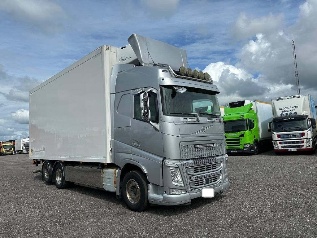 Volvo FH 500 Serie 1617 - Camion frigorifique: photos 2 Volvo FH 500 Serie 1617 - Camion frigorifique: photos 2