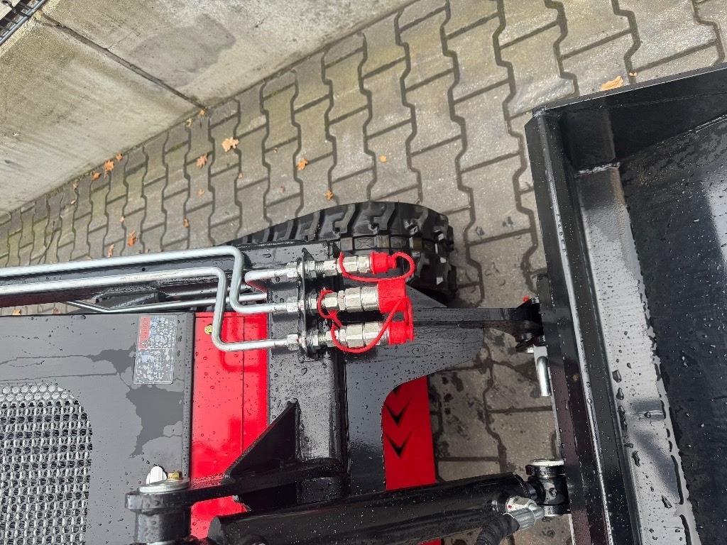 Captok CK 380 C - Chargeuse sur chenilles: photos 3 Captok CK 380 C - Chargeuse sur chenilles: photos 3