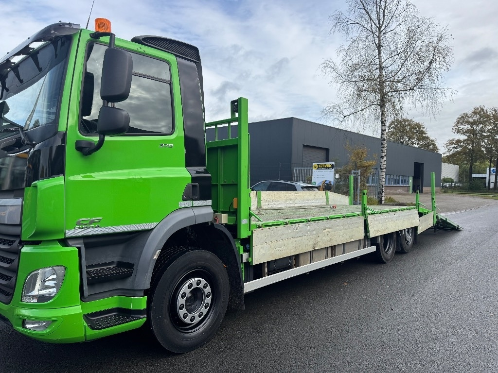 DAF CF 370 - Camion porte-voitures: photos 3 DAF CF 370 - Camion porte-voitures: photos 3