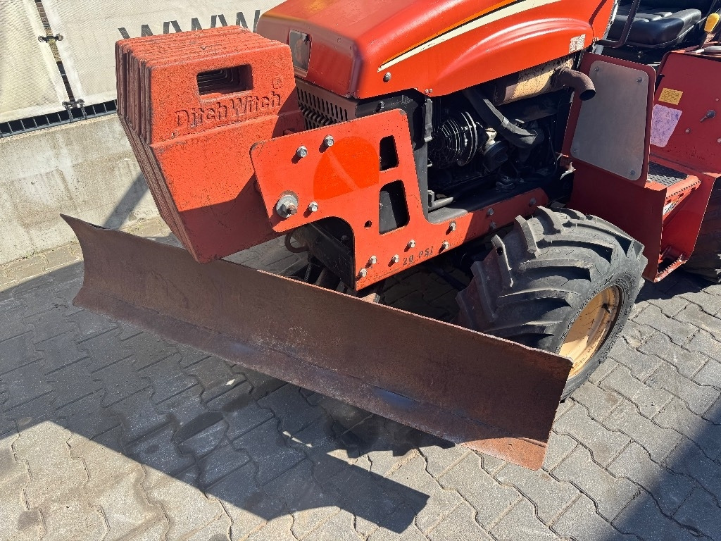 Ditch Witch RT 40 - Trancheuse: photos 4 Ditch Witch RT 40 - Trancheuse: photos 4