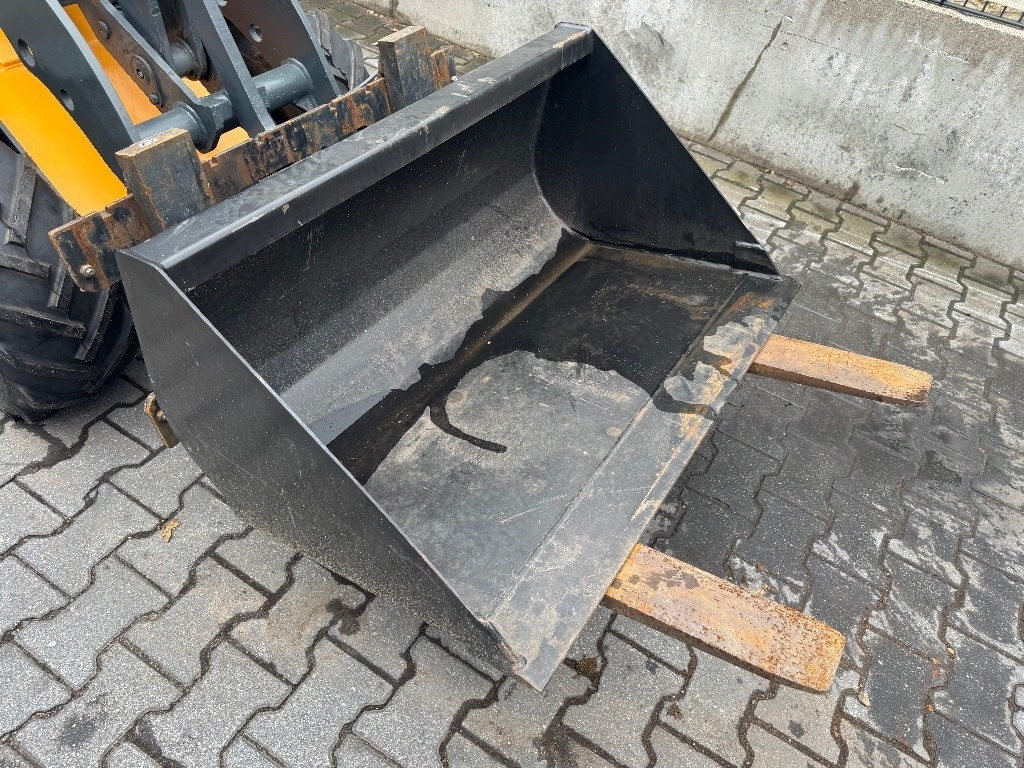 Valet de ferme GiANT B204SW: photos 6