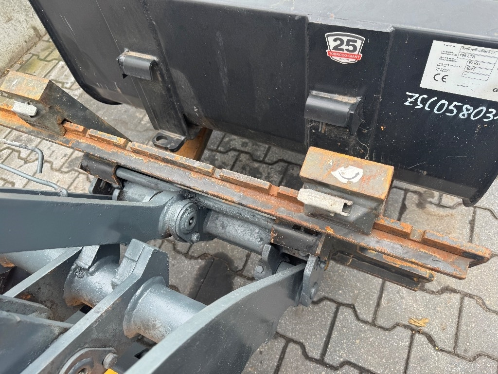 Valet de ferme GiANT B204SW: photos 8