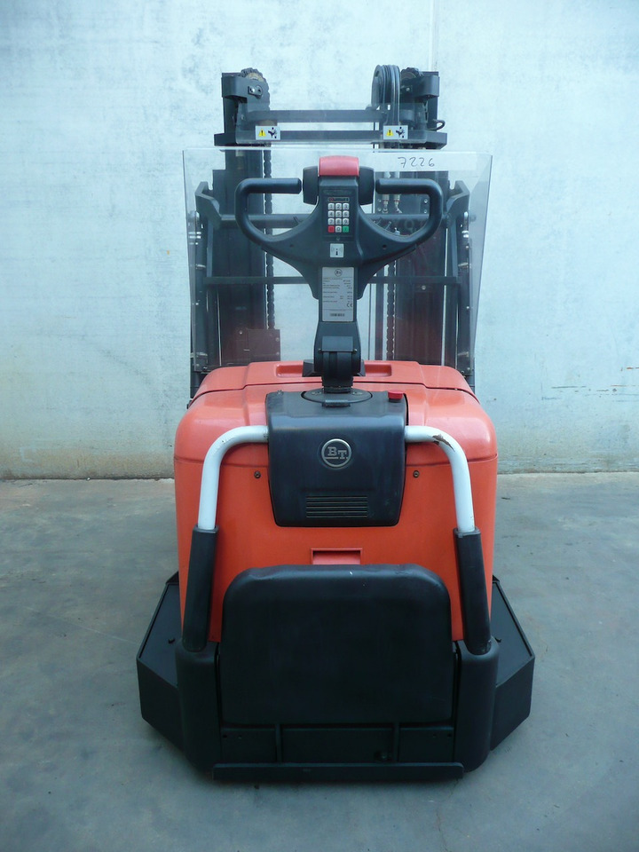 Toyota SPE 120 XR - Gerbeur: photos 5 Toyota SPE 120 XR - Gerbeur: photos 5