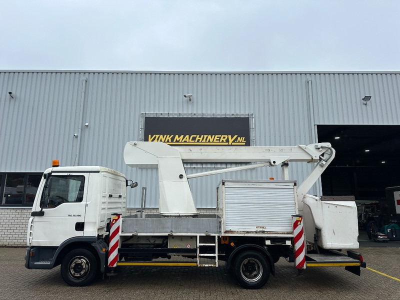 BISON Palfinger TKA 17 - Camion avec nacelle: photos 1 BISON Palfinger TKA 17 - Camion avec nacelle: photos 1