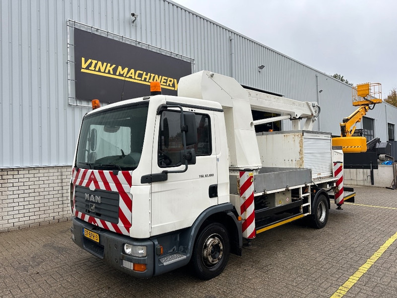 BISON Palfinger TKA 17 - Camion avec nacelle: photos 2 BISON Palfinger TKA 17 - Camion avec nacelle: photos 2