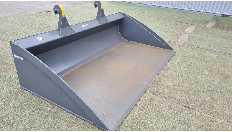 Norje Planeringsskopa Stora BM fäste, Bredd 2650mm - Chargeuse sur pneus: photos 1 Norje Planeringsskopa Stora BM fäste, Bredd 2650mm - Chargeuse sur pneus: photos 1