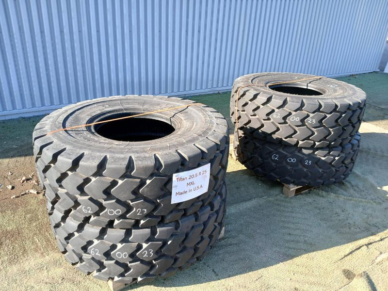 Titan 20.5R25, Nya däck - Pneus et jantes pour Engins de chantier: photos 1 Titan 20.5R25, Nya däck - Pneus et jantes pour Engins de chantier: photos 1
